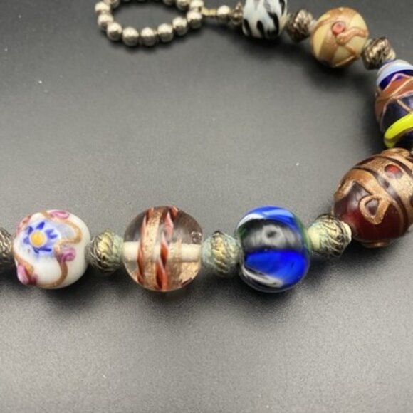 Handmade Lamp Work Glass Bead Bracelet Fits 7" Multicolor Silver Tone Button - Picture 3 of 8